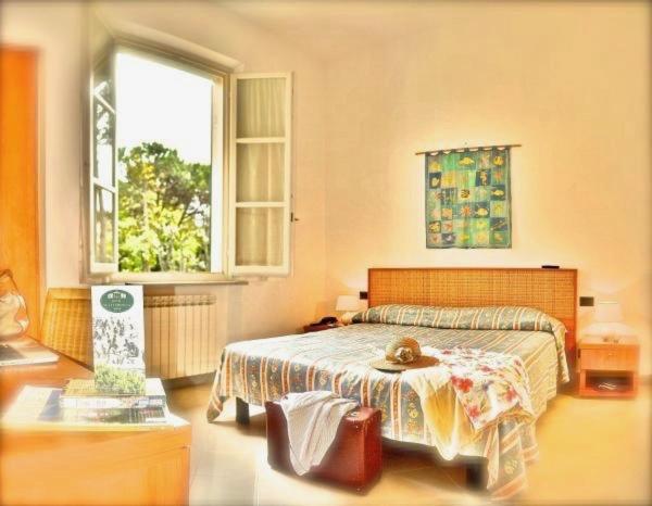 מרינה די מסה Hotel Villa Fiorisella מראה חיצוני תמונה